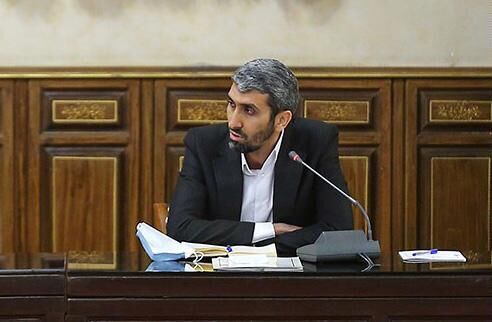 اکاذیب منتشر شده درباره فروش صندلی‌های مدیریتی را پیگیری قضایی می‌کنیم