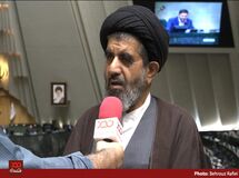 دولت ورود بانک‌ها به بحث زمین و مسکن را ممنوع کند