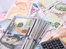 بدهی خارجی ایران به ۸/۶ میلیارد دلار رسید/بدهی ایران کمتر از ۱۰۹ کشور