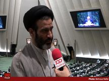 روند واردات خودرو بخاطر نگاه بانک مرکزی متوقف شده است