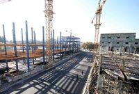 اجرای برخی پروژه های عمرانی کشور ۳۰ ساله شده و نسل اول مدیران آن بازنشسته شده‌اند!