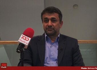  سرپرست وزارت کار تا امروز پایش را به مجلس نگذاشته و اگر الان به مجلس بیاید نمایندگان او را نمی‌شناسند!
