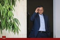  لزوم پاسخگویی عبدالناصر همتی به ماجرای ۲ برابر شدن بدهی ۶۷ ابربدهکار بانک سرمایه