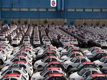 دلایل اصلی ریزش شدید قیمت خودرو چیست؟