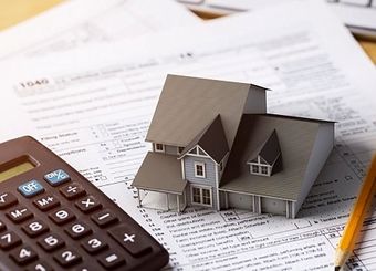 قیمت‌ها در بازار مسکن کاذب است