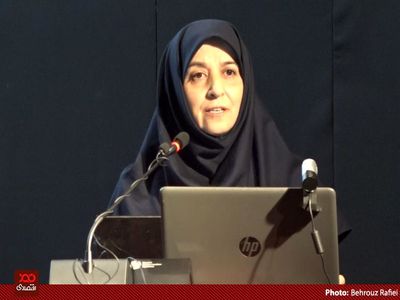 در مهر امسال خریدهای اینترنتی با وجود فیلترینگ، نسبت به مهر ماه پارسال ۳۸ درصد رشد داشته است