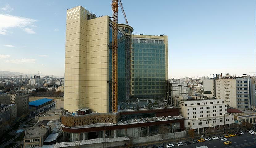 رونمایی بانک آینده از ایران‌مال ۲