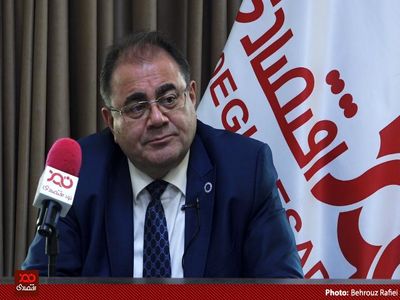 اهمال وزارت نفت دولت روحانی در تامین مخازن ذخیره سازی، عربستان را به بازیگر اصلی بازار نفت تبدیل کرد، الان ما داریم چوب آن موقع را می‌خوریم