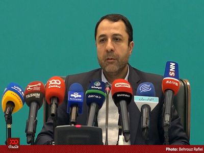 یک دلار اگر بخواهد در دنیا جابجا شود، نهادهای رگولاتوری آمریکا متوجه می‌شوند