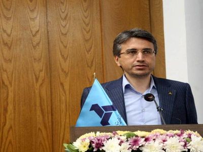 صنایع ما بطور متوسط در سال، دو ماه گاز و دو ماه برق ندارند و یک سوم سال را از دست می‌دهند