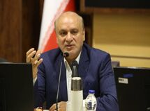ظرفیت تولید سه میلیون تن گوشت مرغ، یک میلیون و ۲۰۰ هزار تن گوشت قرمز و یک میلیون و ۴۰۰ هزار تن تخم مرغ کشور فقط با صادرات سرپا می‌ماند