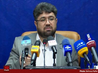نباید در قالب مولدسازی به تامین اجتماعی شرکت‌های ورشکسته و زیان‌ده را بدهند
