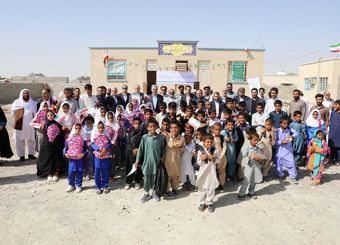 مدرسه شهدای بانک دی در «کنارک» افتتاح شد