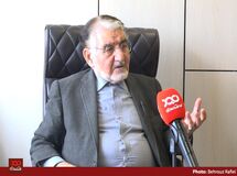 در دوره پهلوی کل منابع کشور پیش از انقلاب در اختیار ۱۰۰۰ خانواده بود