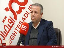 فروش نفت و صادرات غیرنفتی بشدت افزایش یافته، اما دلار در بازار غیررسمی روند افزایش دارد! چرا؟