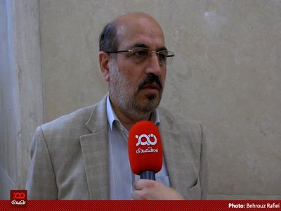 تقاضای کاذب برای خرید ارز و نقشه دشمن خارجی، ۲ عامل نابسامانی در بازار ارز است