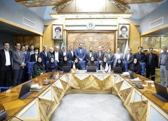 تمام توان صندوق ضمانت صادرات برای خدمت به فعالین اقتصادی