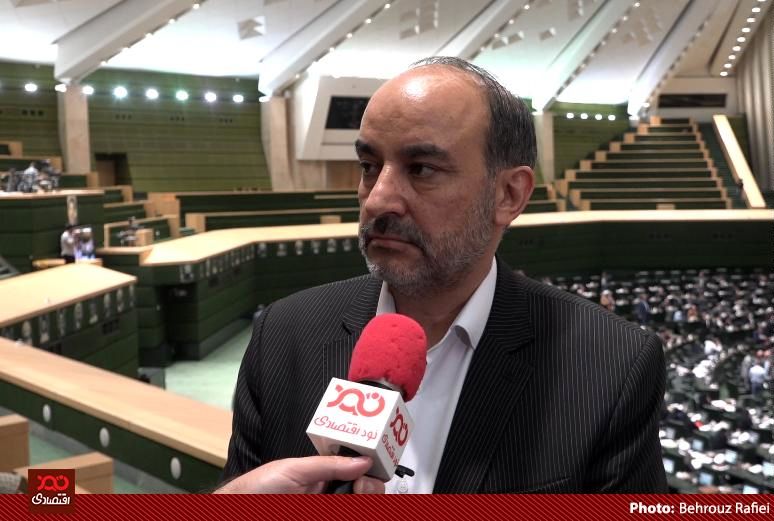 حمایت از بازار سرمایه پیش نیاز مهار تورم و رشد تولید است