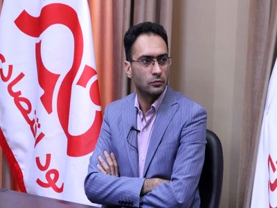 فردی که خودش چندین سال آمارهای اقتصادی منفی را محرمانه اعلام کرده، مدعی عملکرد دولت است!