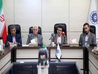 قیمت‌گذاری دستوری به صادرات شفاف ضربه می‌زند