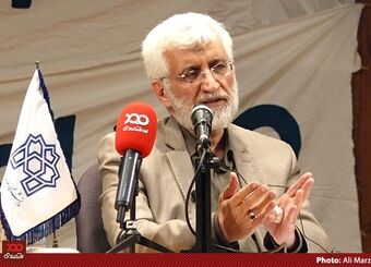 مگر FATF تصویب شد که توانستیم واکسن وارد کنیم؟