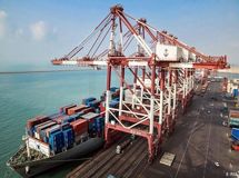 رکوردشکنی صادرات ۲۱ میلیون تنی غیرنفتی‌ها در ۲ماهه ۱۴۰۲ + نمودار