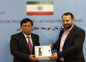 ایران و ویتنام موافقتنامه تجارت ترجیحی و تهاتری امضا می‌کنند