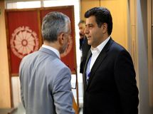 کارگزارانیها از حضور سلاح ورزی بر ریاست پارلمان بخش خصوصی چه نفعی میبرند؟