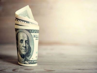 چرا سناریوی ارزپاشی بانک مرکزی در بازار دلار منتفی است؟