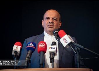 در دولت قبل به دلیل عدم صادرات نفت، تولید به ۲.۲ میلیون بشکه رسیده بود