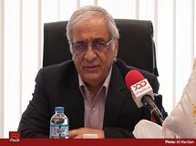 بانک وکیل پول مردم است و دولت و مجلس نمی‌توانند چیزی به آن‌ تکلیف کنند