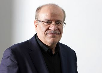 در تابستان به طور میانگین دو روز برق و در زمستان دو روز گاز نداریم