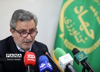 در تولید گندم نان به خودکفایی رسیدیم که دستاورد بزرگی است