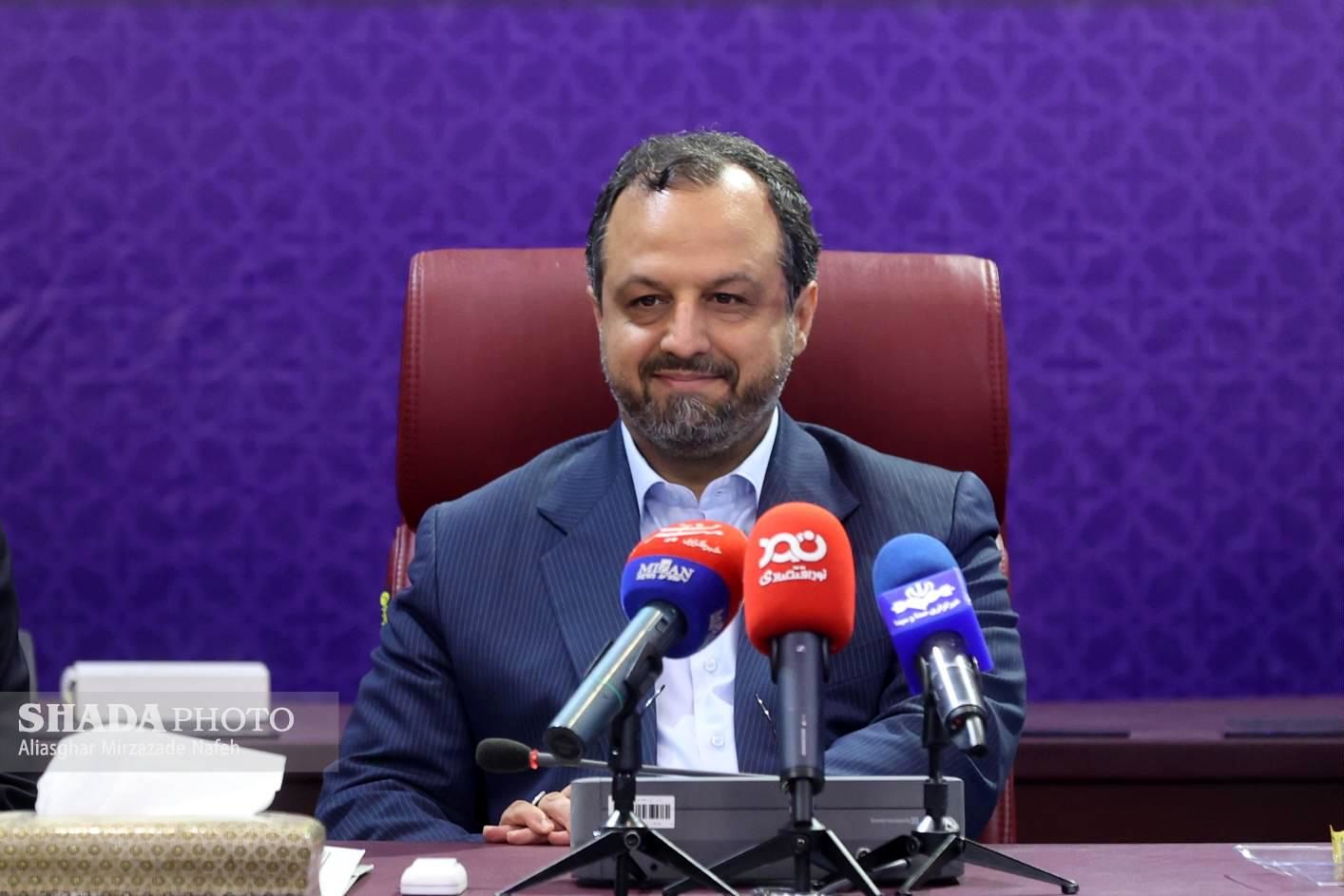 بررسی رفع موانع پروژههای کلان اقتصادی استان گلستان با حضور وزیر اقتصاد