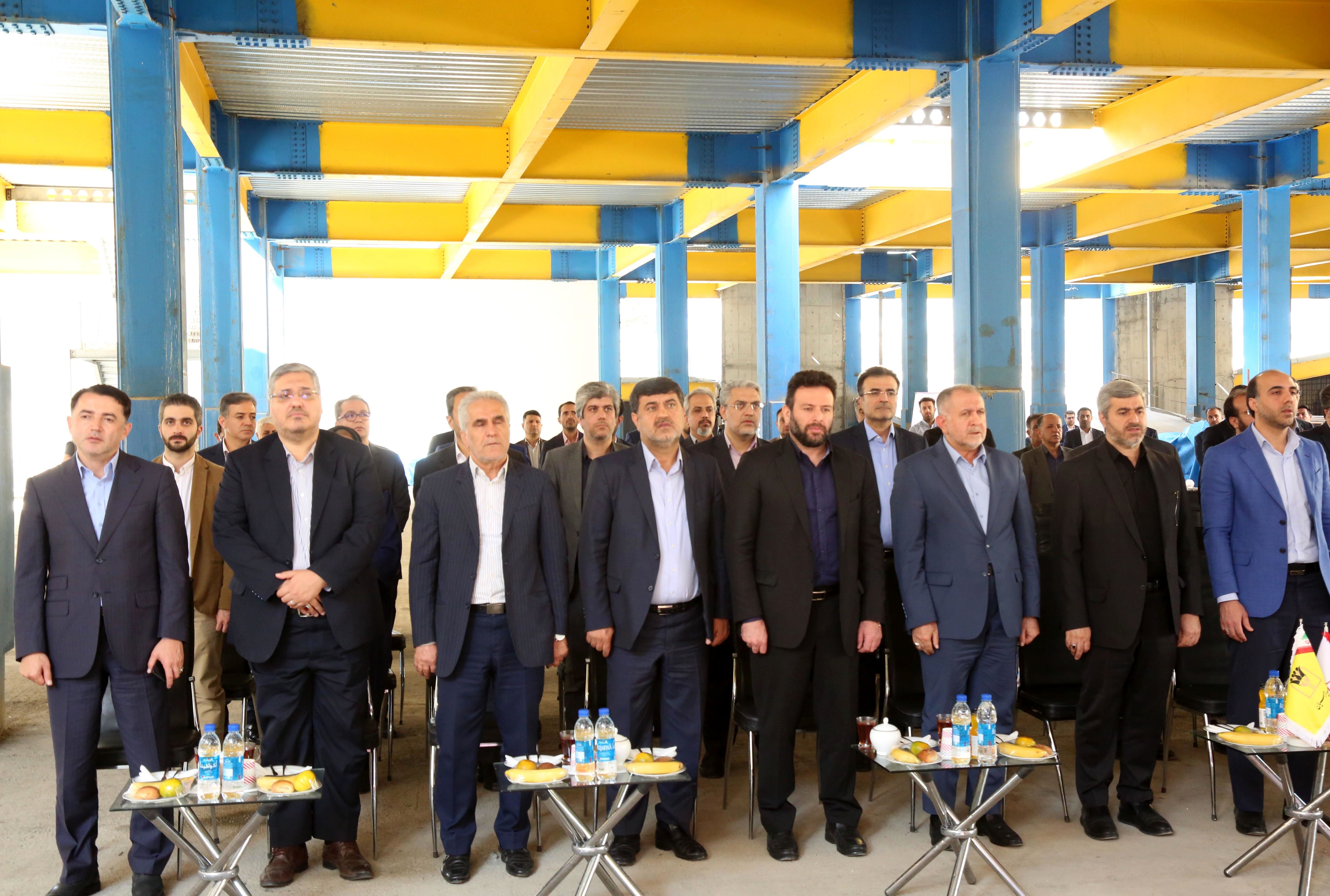 قفل نهضت ملی مسکن به دست پارسیان باز شد/ ساخت بیش از 3 هزار واحد مسکونی در وردآورد بهزودی کلید میخورد