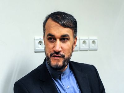 شرکت‌های آمریکایی با دلالی و واسطه‌گری مشتری آب سنگین ایران هستند