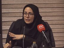 رسانه‌ها اخبار اقتصادی منفی را پوشش می‌دهند چون برایشان جذاب‌تر است