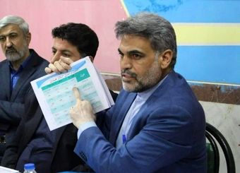 به علی آبادی گفتم حق نداری مرکز ملی فرش را از هم بپاشی/ ۶۵ روستا در شهرستان ما روزی نیم ساعت هم آب ندارند