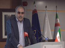 وقتی بخش‌های خدمات و سوداگری بیشترین سود را دارند، کسی حاضر به سرمایه گذاری در بخش صنعت نمی‌شود