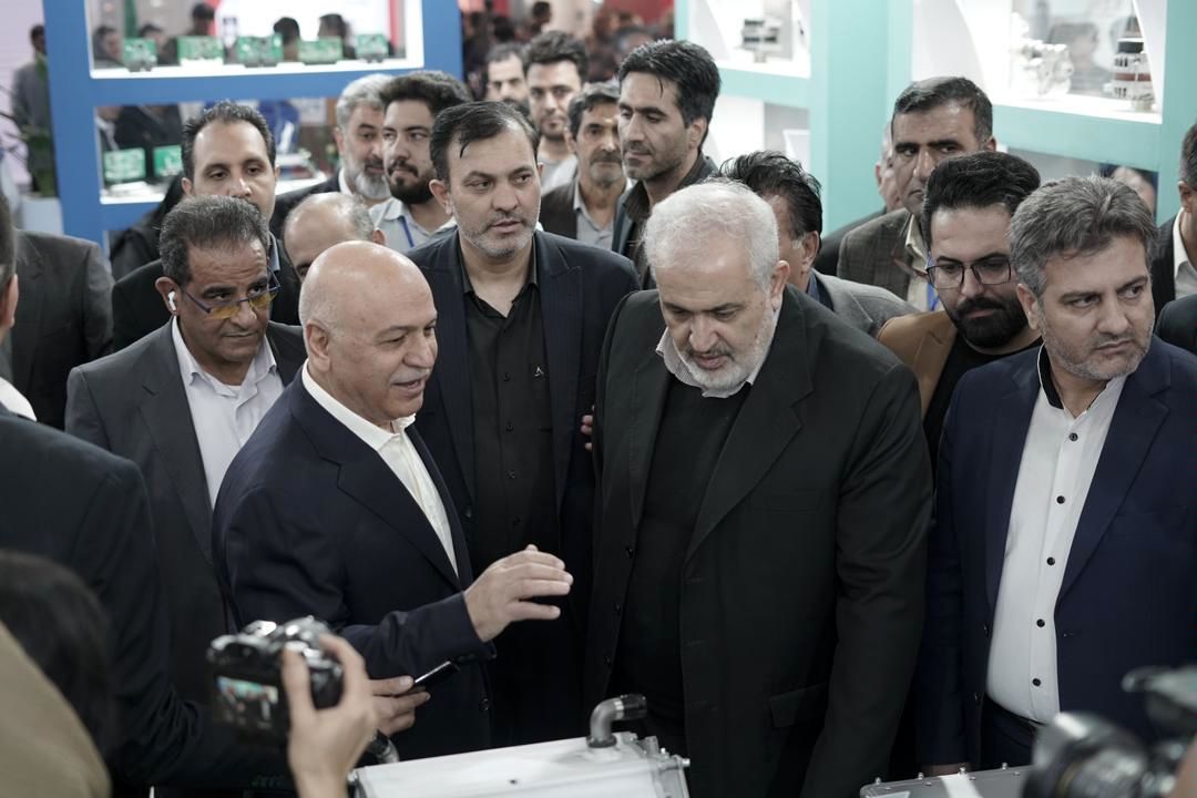 آقای علی آبادی آیا از آمار منفی تولید در ایران خودرو خبر دارید؟