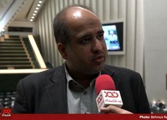 اگر کشور بر اساس شایستگی اداره می‌‎شد آذری جهرمی وزیر ارتباطات نمی‌شد