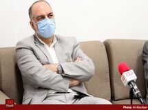 با وجود وابستگی ۸۵ تا ۹۰ درصدی تولیدات دام و طیور به واردات، نمی‌توانیم به ثبات قیمتی در گوشت و مرغ برسیم