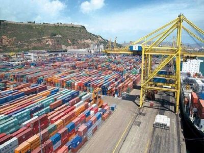 قیمت اقلام وارداتی ایران ۵ برابر قیمت اقلام صادراتی !