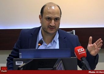 همه قاچاق سوخت دستی انجام نمی‌شود/ برخی نیروگاه‌ها سهمیه خودشان را قاچاق می‌کنند