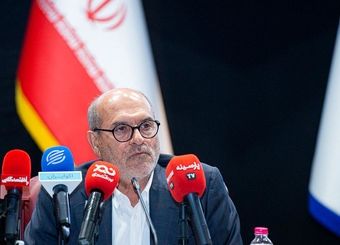 تعطیلی پنجشنبه مبانی اقتصادی کشور را در سال جهش تولید بهم می‌زند