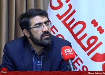 قوه قضاییه با سیاه‌نمایی‌ها در بازار ارز برخورد کند/ دلار تلگرامی، انتظارات را تحریک میکند/ دلار جا دارد تا ۵۹ هزار تومان پایین بیاید