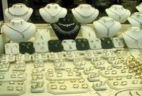 پیش بینی فعالان بازار از قیمت طلا چیست؟