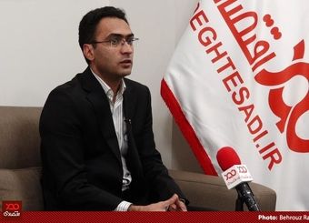 سیاست بانک مرکزی امتداد سیاست تثبیت بود تا مردم با تلاطمات رو به رو نشوند