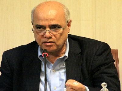 آقای عبده تبریزی مظهر لیبرالیسم و میدری مظهر تفکر چپ و نهادگرایی است چگونه این دو نفر را با خود به صداوسیما بردید؟