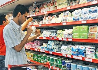 شب عید گران تهرانی‌ها؛ امید به کاهش قیمت‌ها پس از تحویل سال